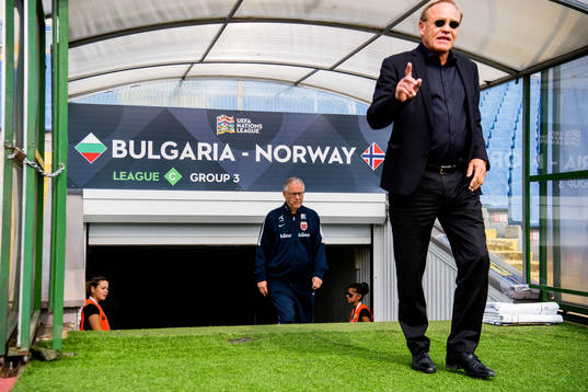 Lars Lagerbäck, head coach of Norway, and Geir Ellefsen,