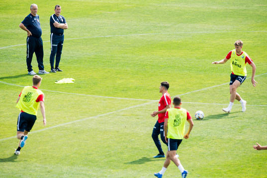 Lars Lagerbäck, head coach of Norway, and Per Joar Hansen,