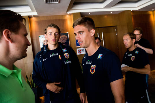 Sander Berge and Markus Henriksen of Norway