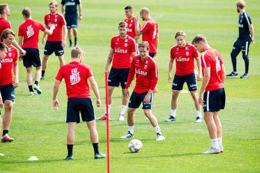 Håvard Nordtveit, Stefan Johansen and Jonas Svensson of