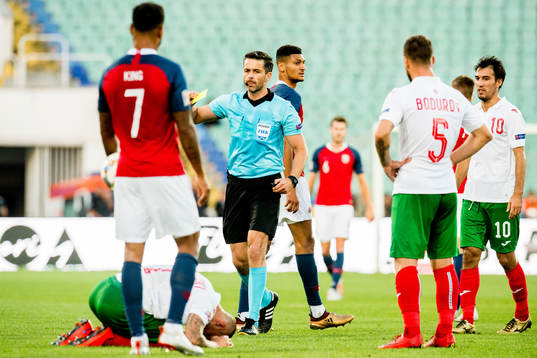 Referee Daniel Stefanski of Poland
