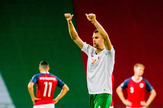Bozhidar Chorbadzhiyski of Bulgaria celebrates