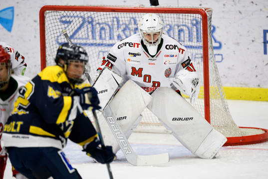 Modos målvakt Klara Peslarova