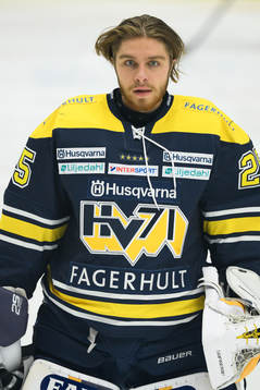 s målvakt Felix Sandström