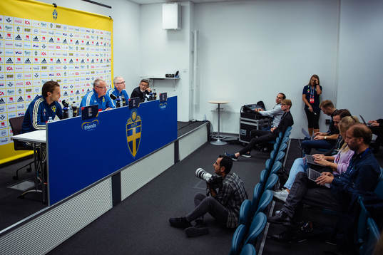 Albin Ekdal and head coach Janne Andersson of the Swedish
