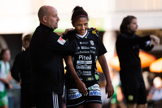 Piteås tränare Fredrik Söderholm och Madelen Janogy
