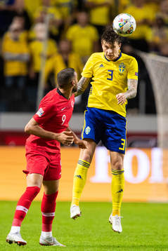 Victor Nilsson Lindelöf of Sweden and Cenk Tosun of Turkey
