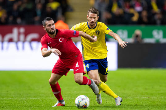 Ömer Bayram of Turkey and Marcus Rohdén of Sweden