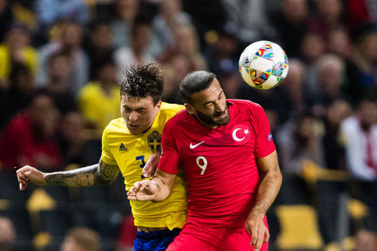 Victor Nilsson Lindelöf of Sweden and Cenk Tosun of Turkey