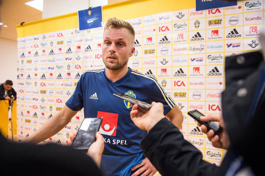 Sebastian Larsson of Sweden