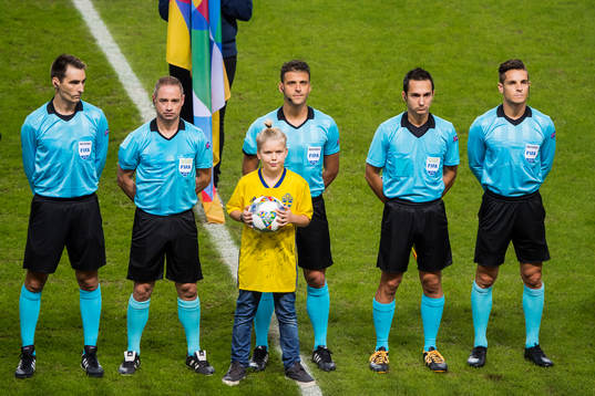 referee Jesus Gil Manzano prior the Nations League match