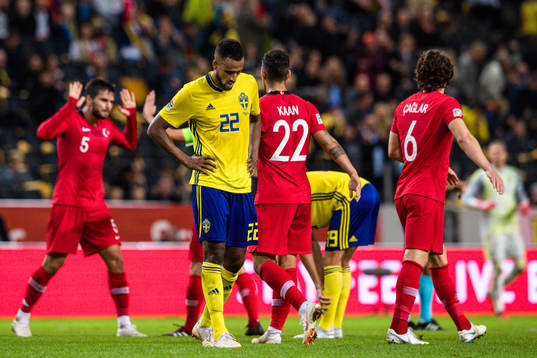 Isaac Kiese Thelin  of Sweden looks dejected