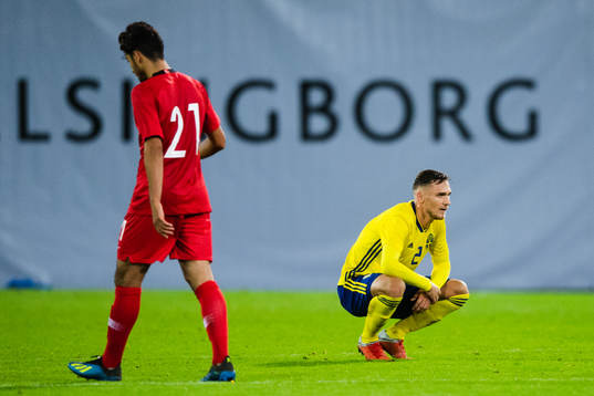 Sveriges Linus Wahlqvist deppar