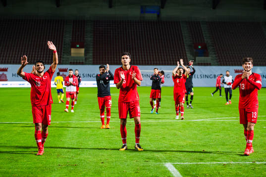 Turkiets Abdurrahim Dursun, Deniz Hümmet och Melih Okutan