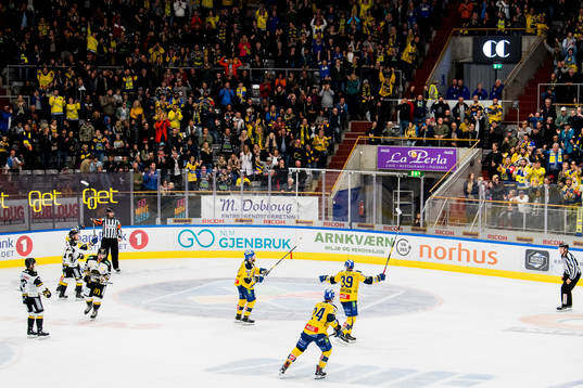 Patrick Thoresen, Aaron James Irving and Victor Svensson of