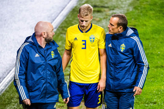Sveriges Filip Dagerstål med lälkarteamet