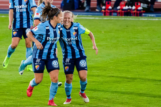 Djurgårdens Mia Jalkerud jublar