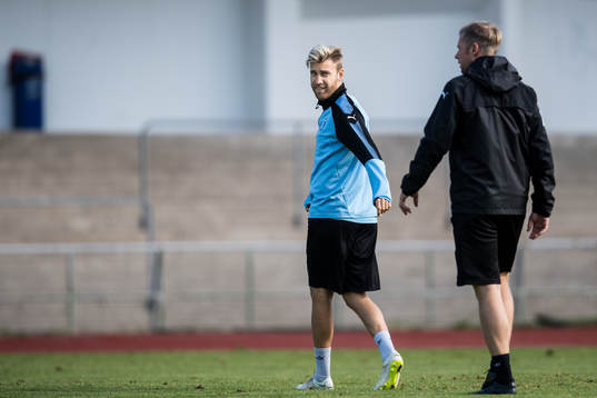 Rasmus Bengtsson och sjukgymnast Jesper Robertsson