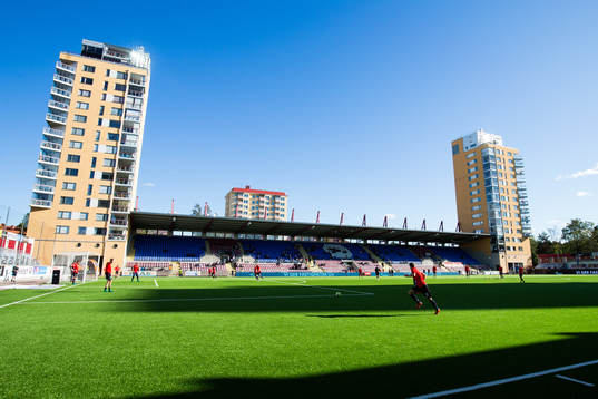 Helsingborgs spelare värer upp på Tunavallen innan