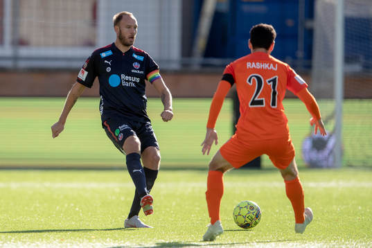 Helsingborgs Andreas Granqvist och AFC Eskilstunas Anel