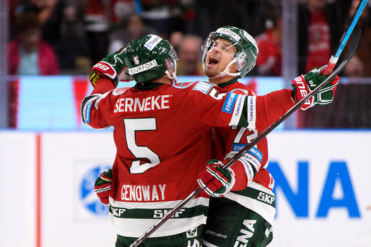 Frölundas Patrik Carlsson jublar