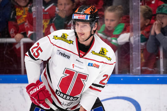 Örebros Anton Hedman  i ishockeymatchen i SHL mellan Mora