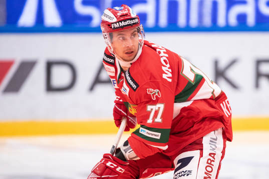 Moras Michael Keränen  i ishockeymatchen i SHL mellan Mora