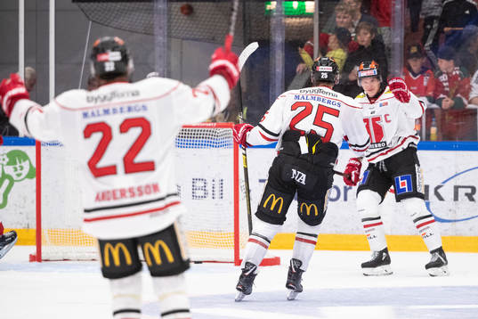 Örebros Anton Hedman jublar