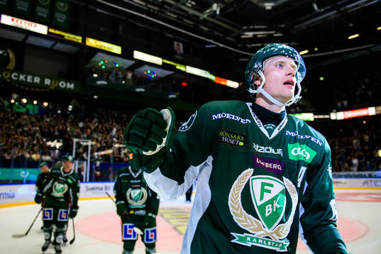 Färjestads Johan Ryno jublar