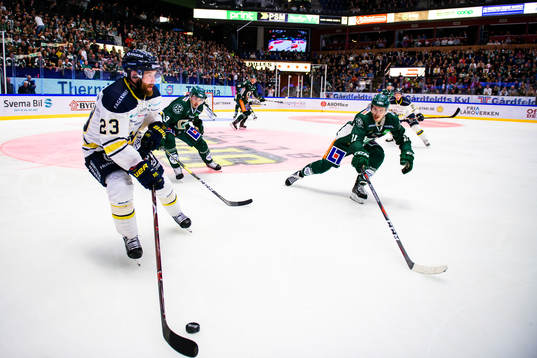 s Robin Figren och Färjestads Joakim Nygård