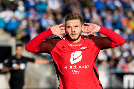 Gilli Rolantsson of Brann celebrates
