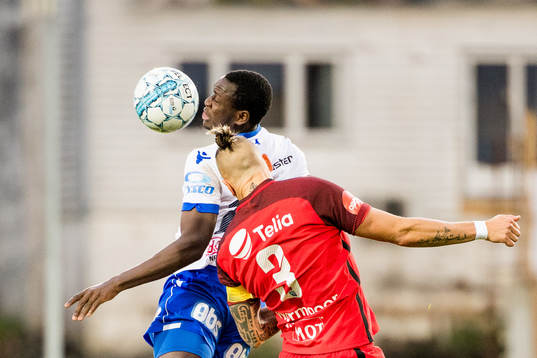 Ibrahima Koné of Haugesund and Vito Wormgoor of Brann