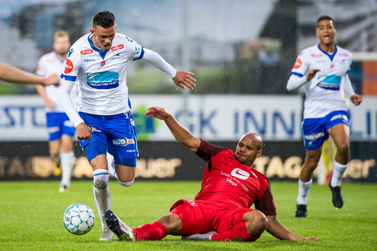 Kristoffer Velde of Haugesund and Daniel Braaten of Brann