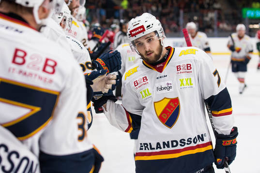 Djurgårdens Emil Bemström jublar