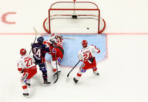 Mål 1-1 av Linköpings Adam Brodecki