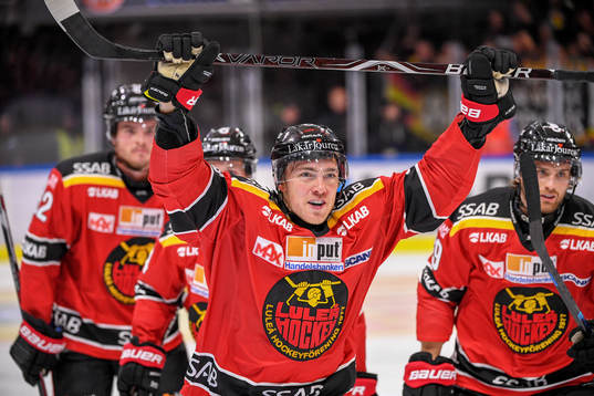 Luleås Johan Forsberg jublar