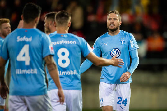 Malmö FFs Arnór Ingvi Traustason  och Lasse Nielsen