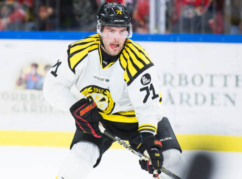 Brynäs Robert Kousal i ishockeymatchen i SHL mellan Luleå