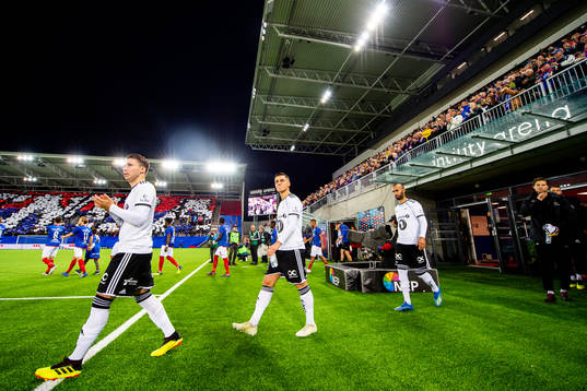 Jonathan Levi of Rosenborg enters the pitch