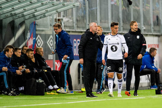 Rini Coolen, head coach of Rosenborg, and Jonathan Levi of