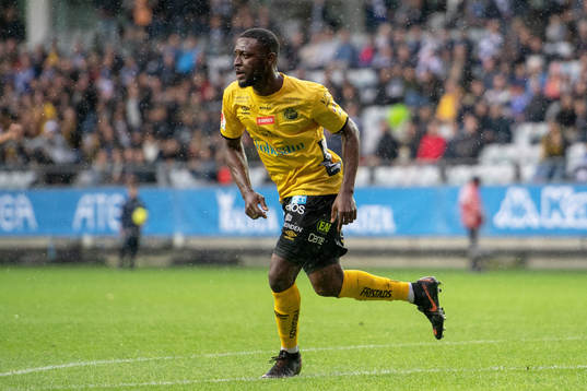 Elfsborgs Chinedu Obasi jublar 0-1