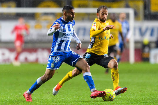 IFK Göteborgs Sargon Abraham och Elfsborgs Robert Gojani