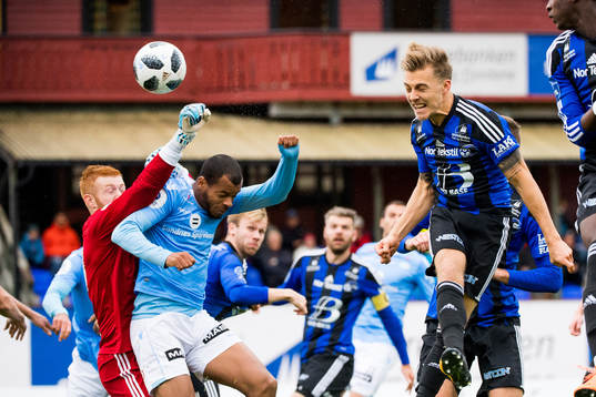 Sandnes Ulf scores the first goal (own goal)