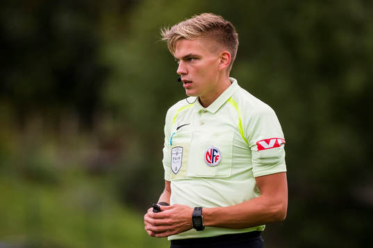 Marius Lien, referee