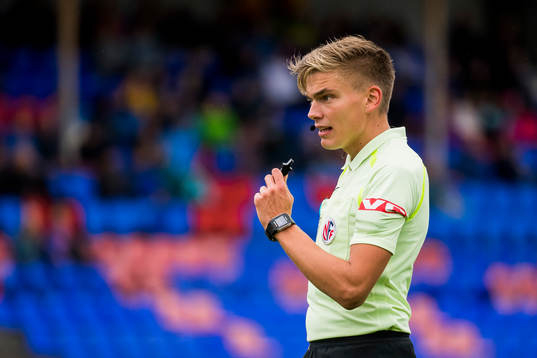 Marius Lien, referee