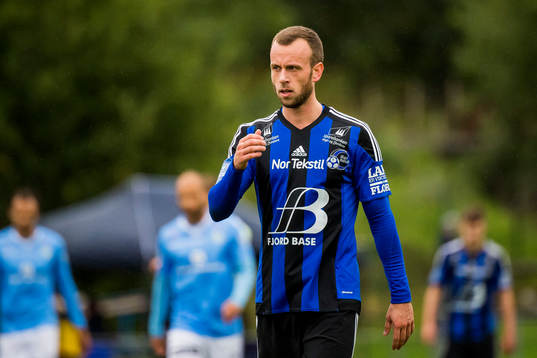 André Reksten of Florø looks dejected
