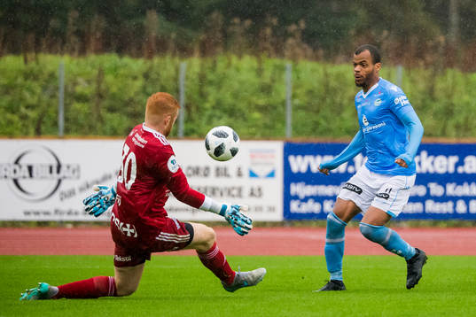 Erixon Danso of Sandnes Ulf scores the 1-3 goal behind