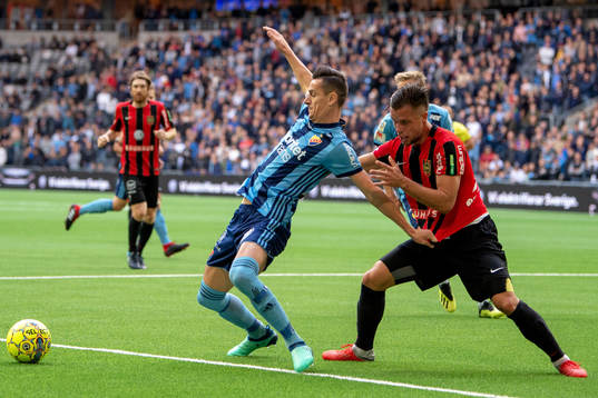 Djurgårdens Haris Radetinac och Brommapojkarnas Erik