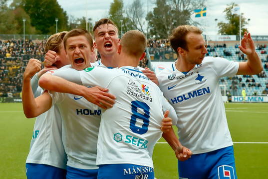 Norrköpings Simon Thern och Norrköping jublar