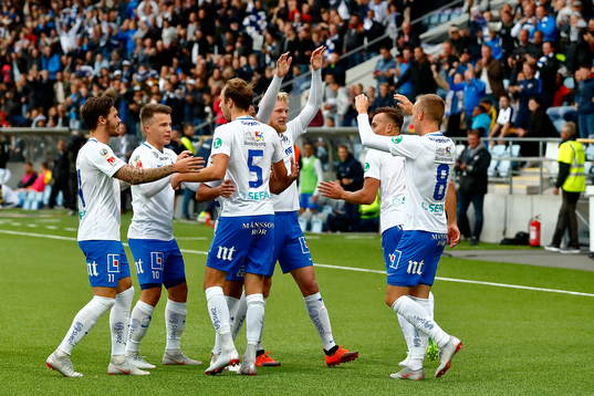 Norrköpings spelare jublar
